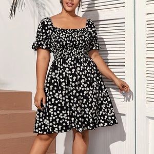 3/$20 ❤️ SHEIN - Plus Shirred Bodice Puff Sleeve Floral Milkmaid Dress - size 3X